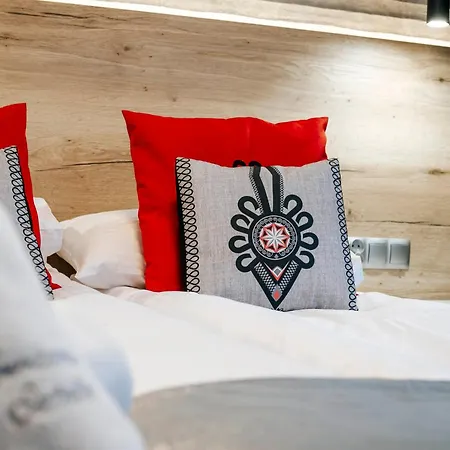 Apartment Gorski Przystanek Satola 2