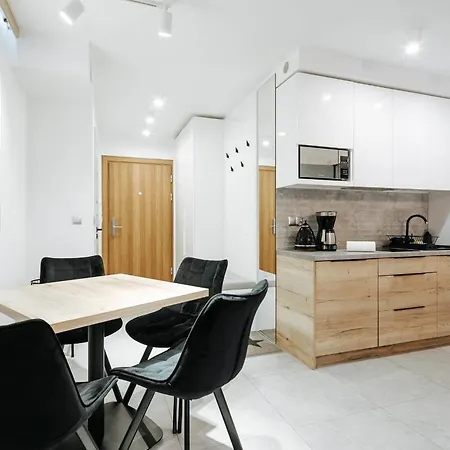 شقة Gorski Przystanek Satola 2 *