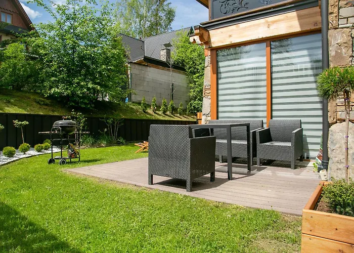 Gorski Przystanek Satola 2 *